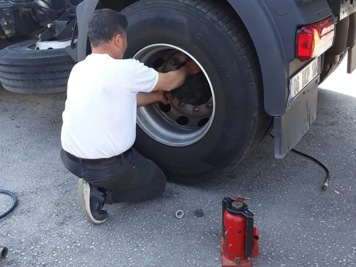 Akçaabat Oto Lastikçi